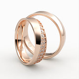 Rosaguld vielsesringe med diagonal dobbelt række af diamanter – EG39 - side