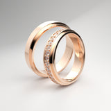 Rosaguld vielsesringe med én central række diamanter og kantet finish – EG06