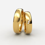 Guld vielsesringe med bølget gravering og 3 diamanter – EG12