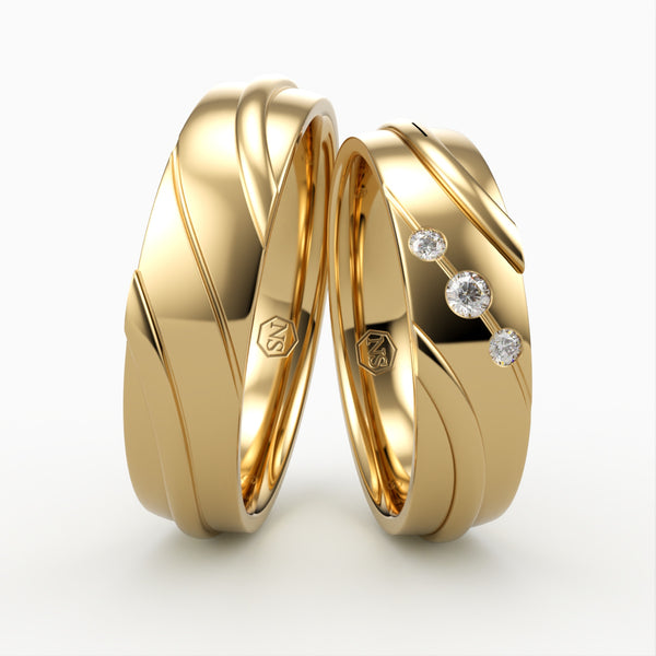 Vielsesringe med Bølget Design & Tre Diamanter - EG 48