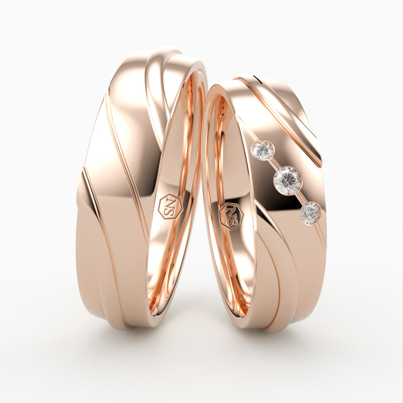 Vielsesringe med Bølget Design & Tre Diamanter - EG 48